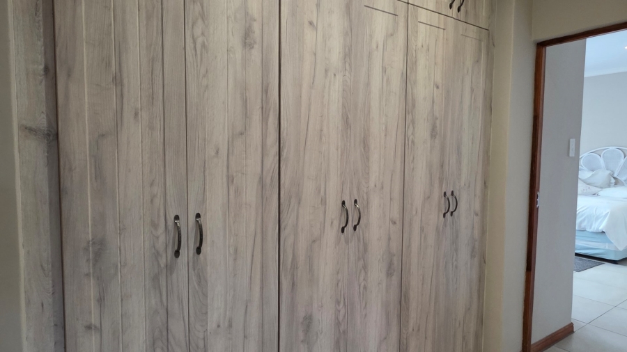 2 Bedroom Property for Sale in Dana Bay Western Cape